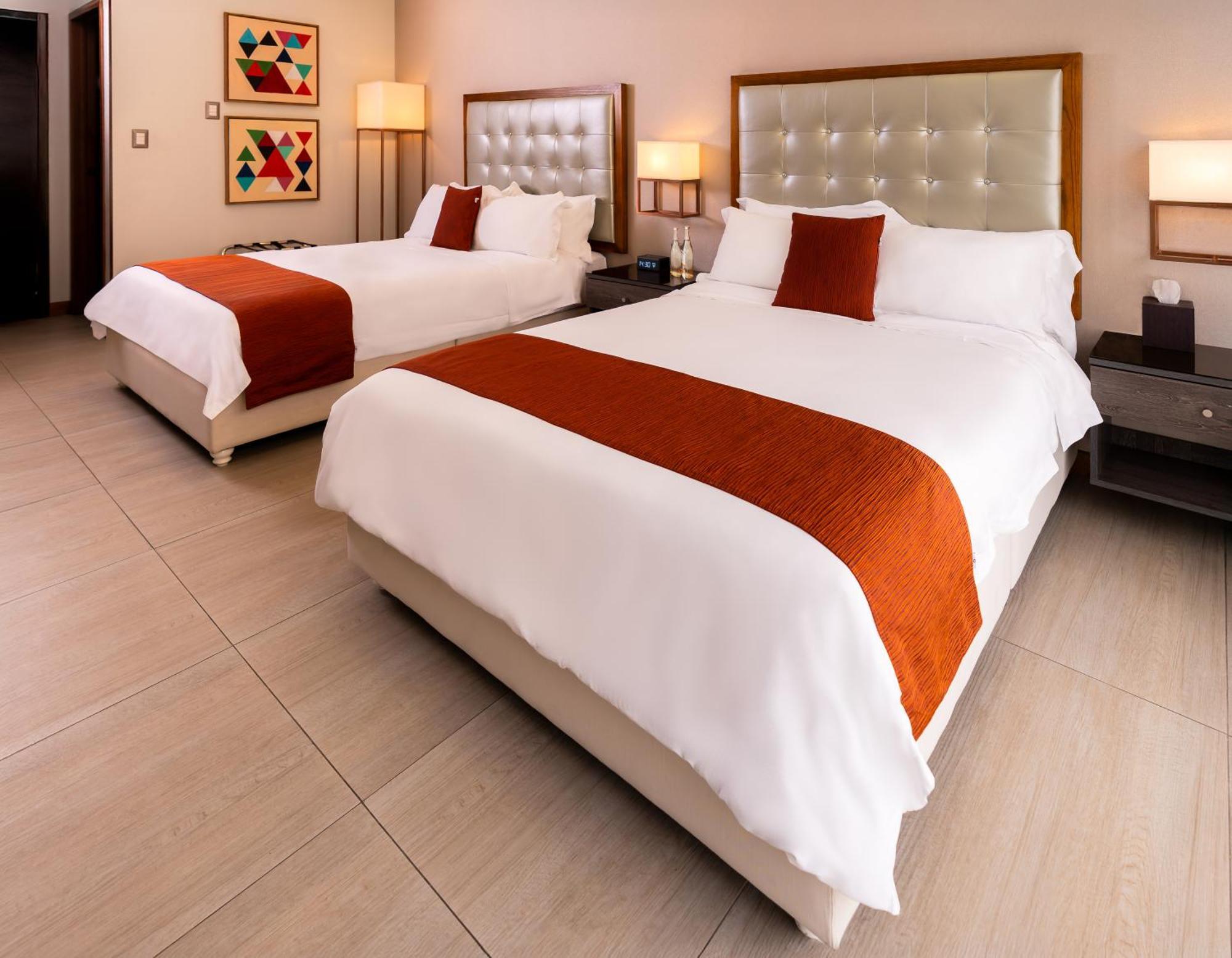 Hotel Vista Quince Guatemala City Bagian luar foto