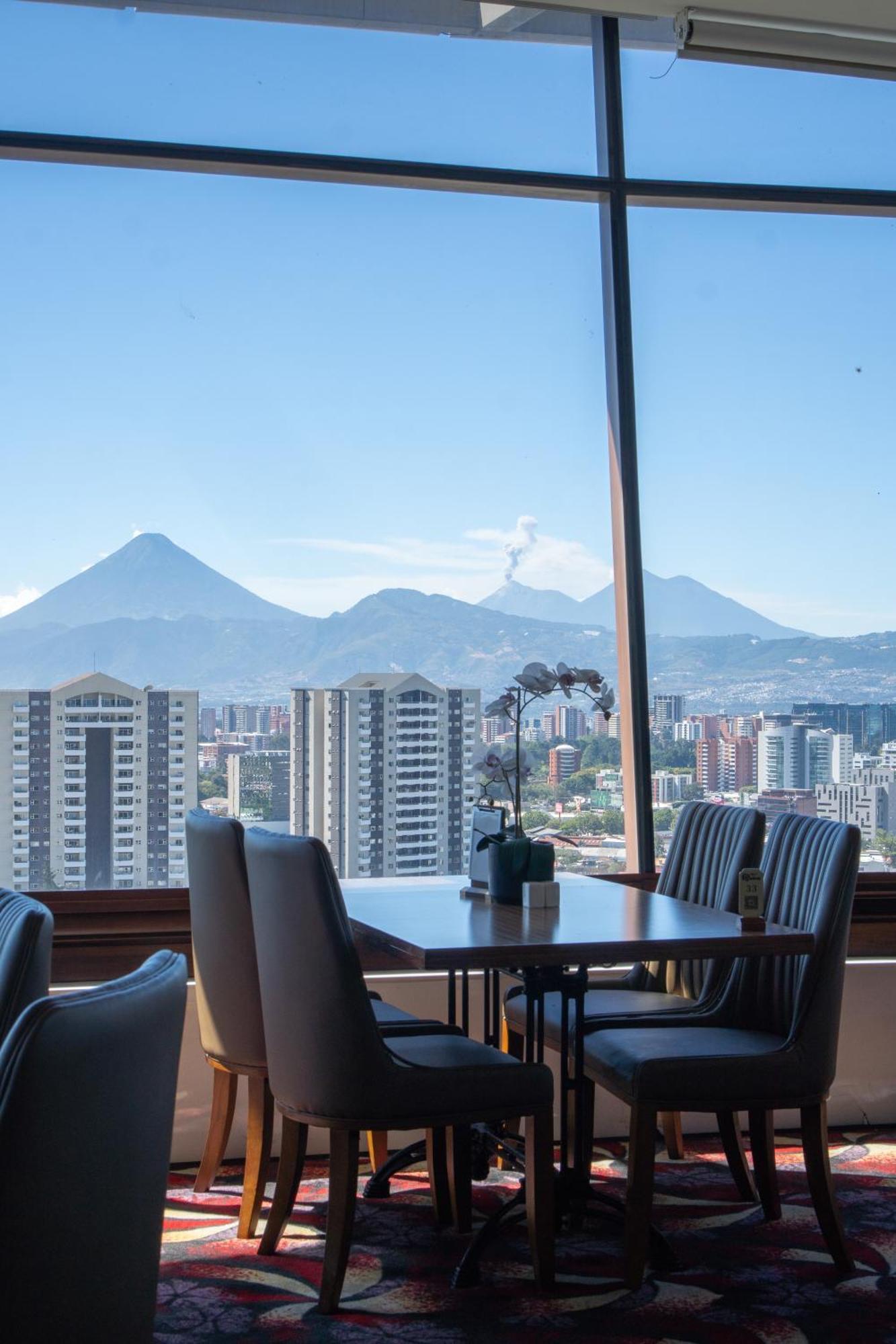 Hotel Vista Quince Guatemala City Bagian luar foto